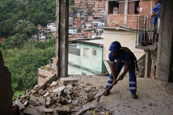 demolição-manual